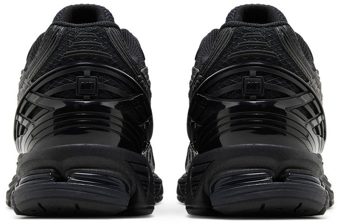 New Balance 1906U Triple Black