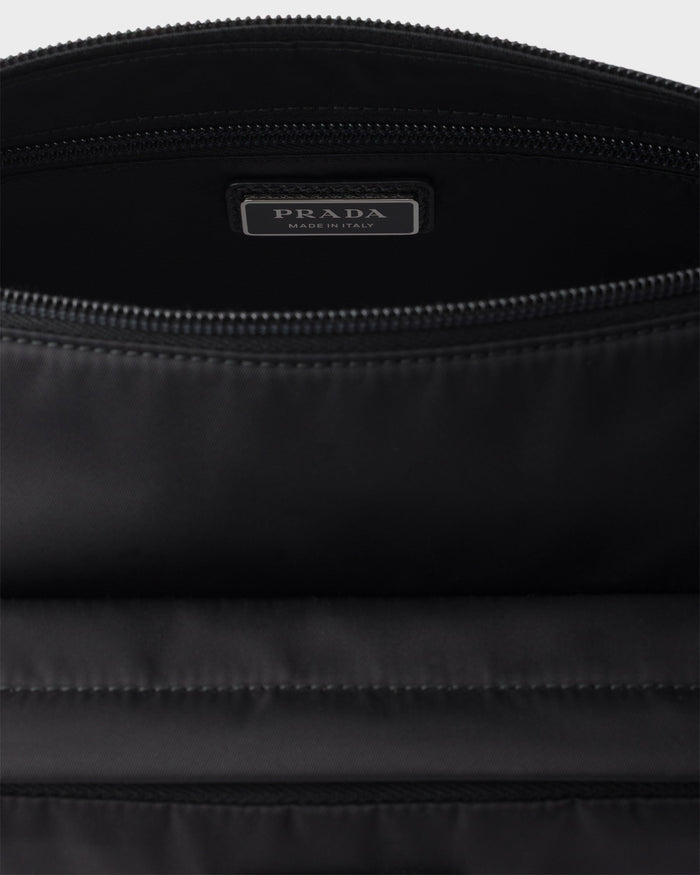 Sac de taille moyenne porté épaule en Re-Nylon et cuir Saffiano
