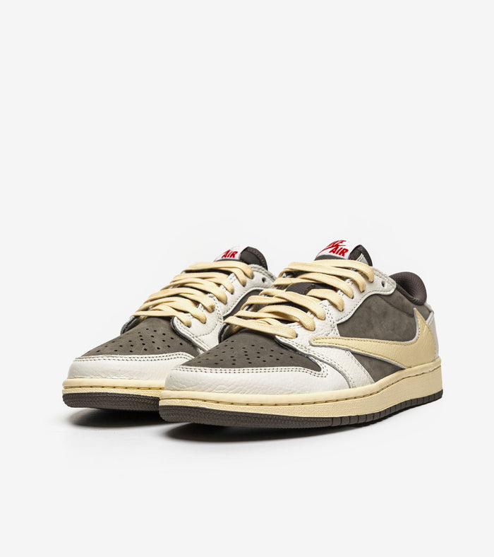 Air Jordan 1 Low OG x Travis Scott Reverse Mocha