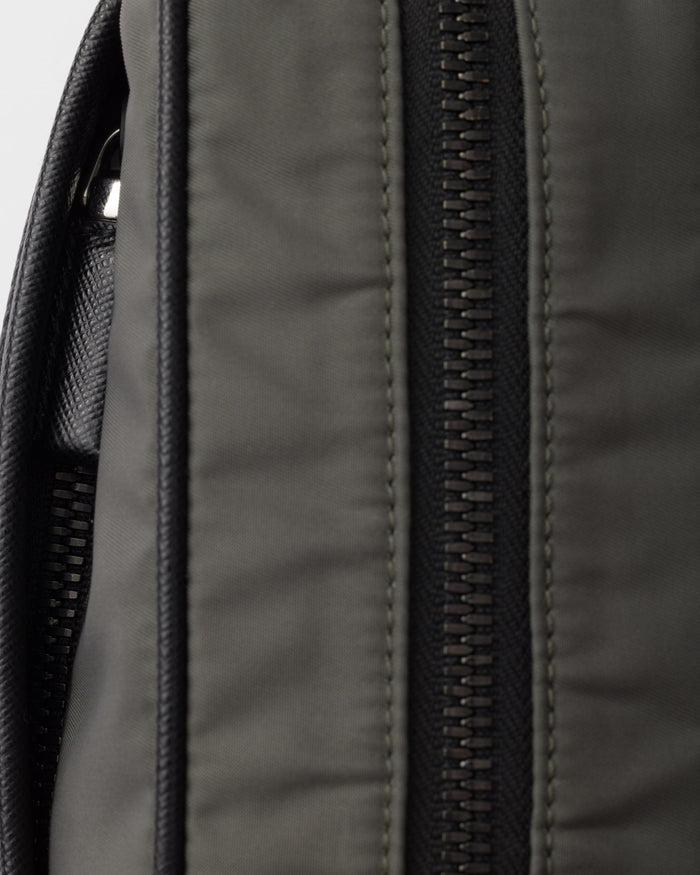 Sac porté épaule en Re-Nylon et Saffiano